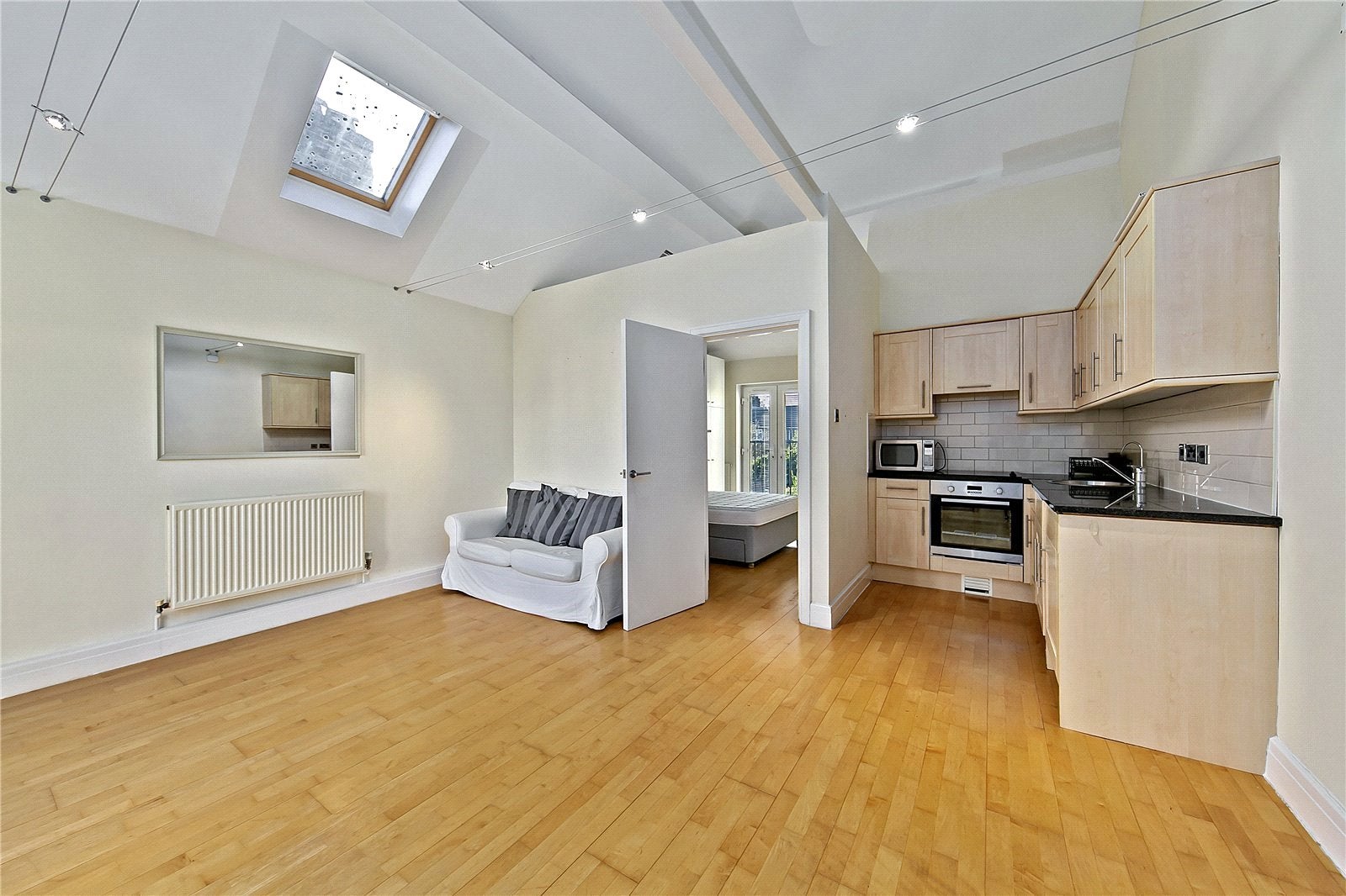 Flat Gainsborough Road in Greater London