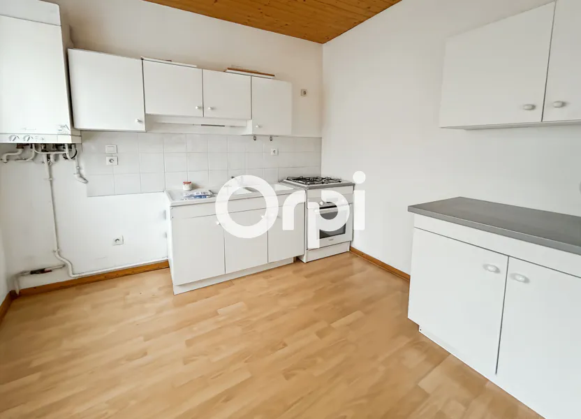 Flat Rue Porte Chadut in Saint-Symphorien-sur-Coise