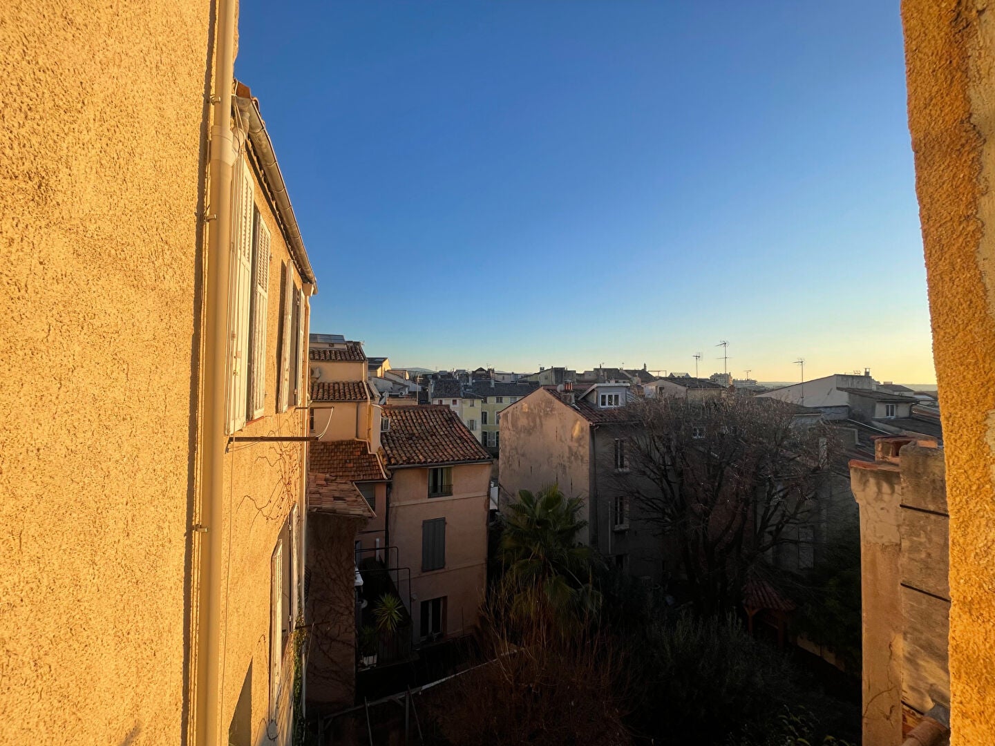 Flat Route de Berre in Aix-en-Provence
