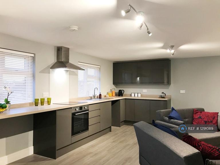 Flat Auckland Close in Chelmsford
