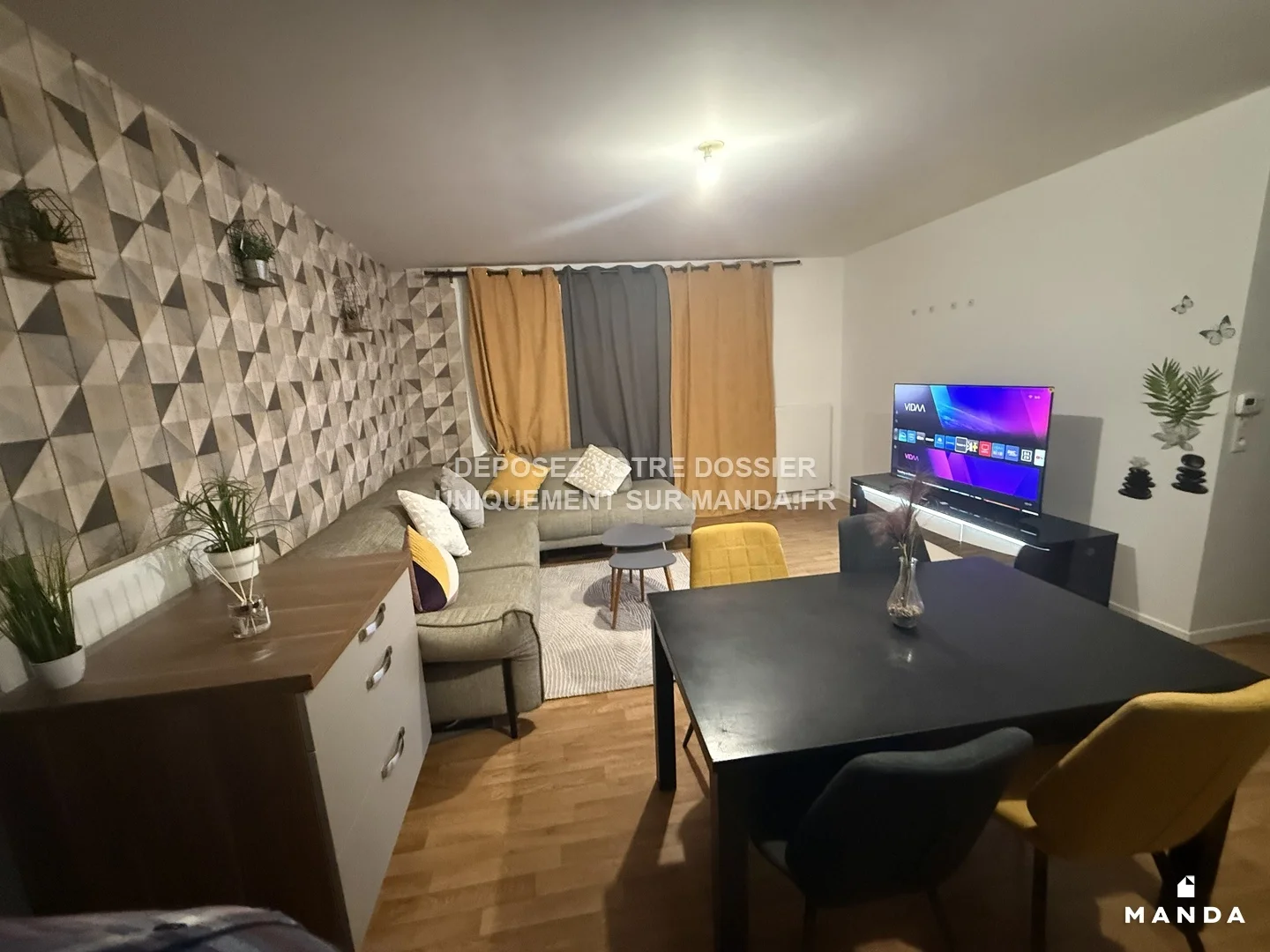 Appartement Cours Monseigneur Roméro à Évry
