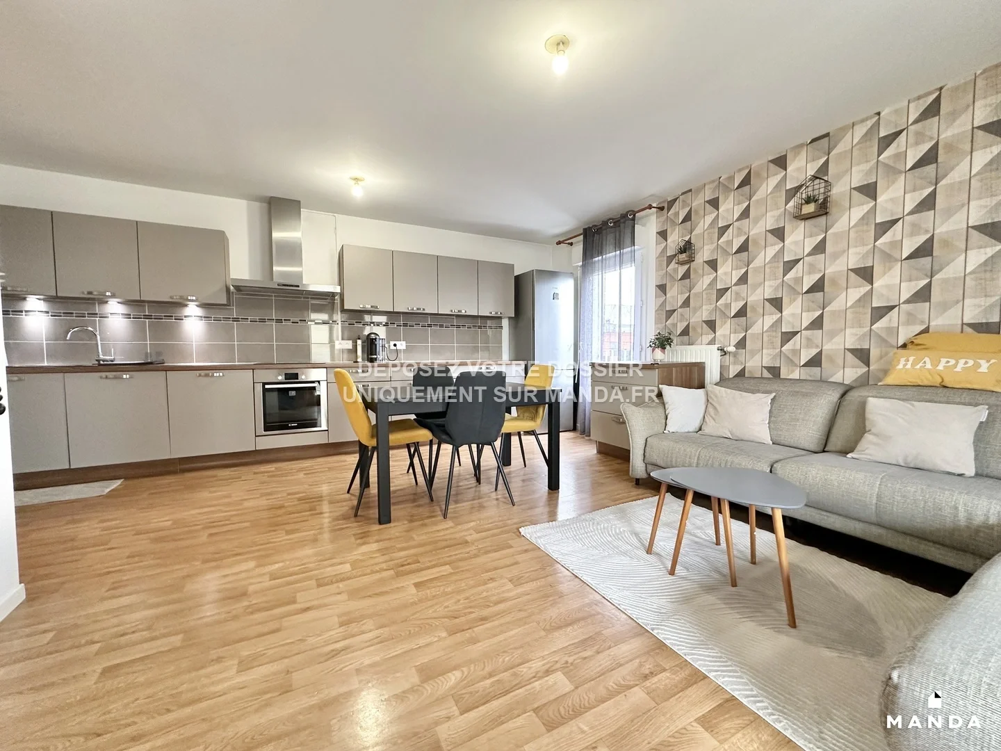 Appartement Cours Monseigneur Roméro à Évry