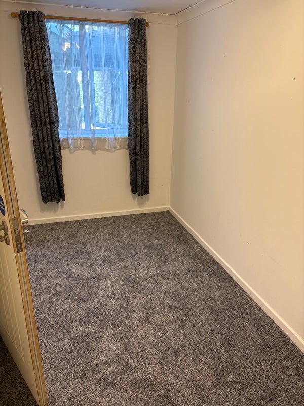 Room Puckleside in Basildon