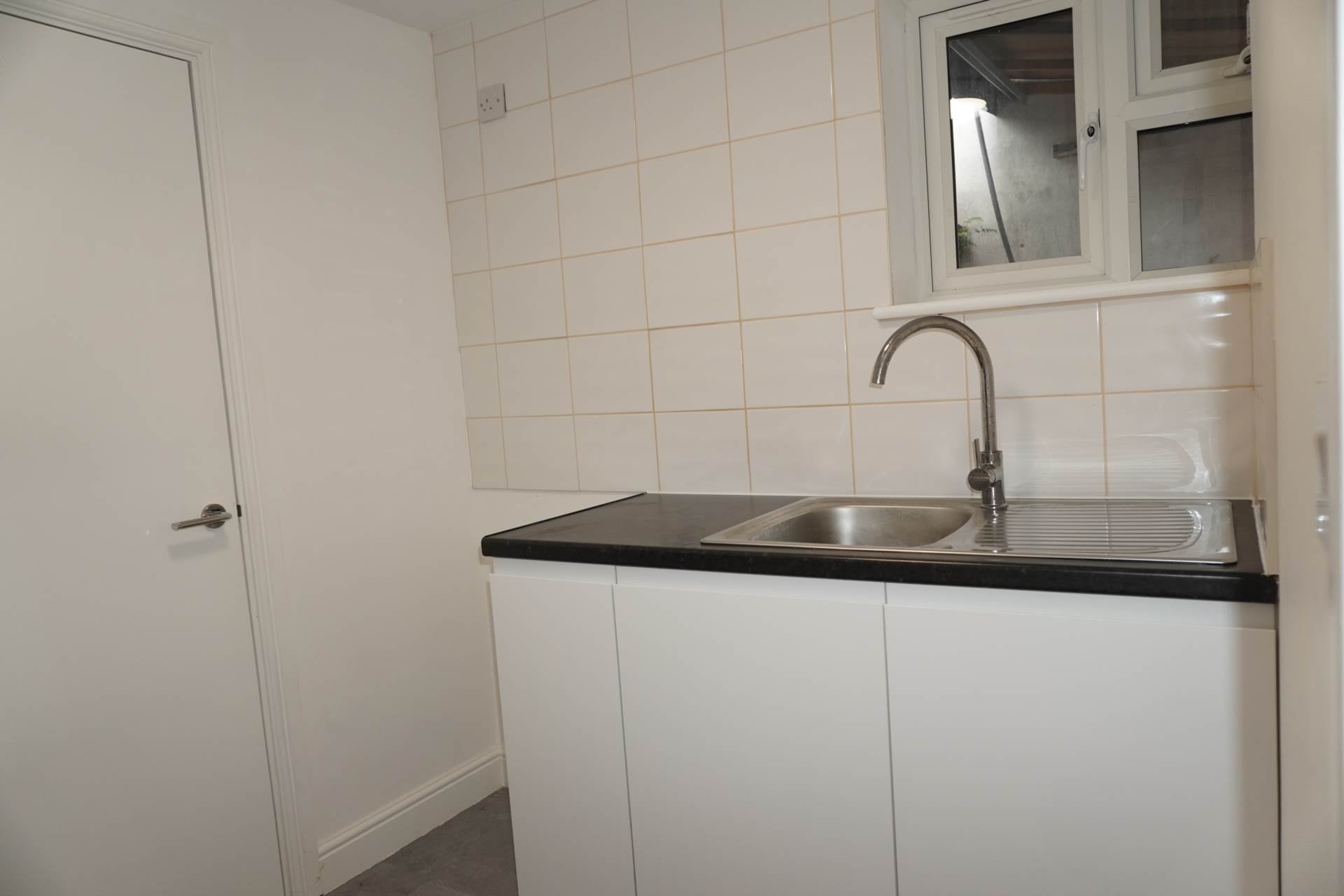 Room Uxbridge Road in Greater London