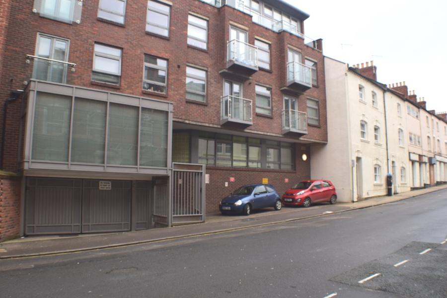 Flat Hazelwood Road in Northampton