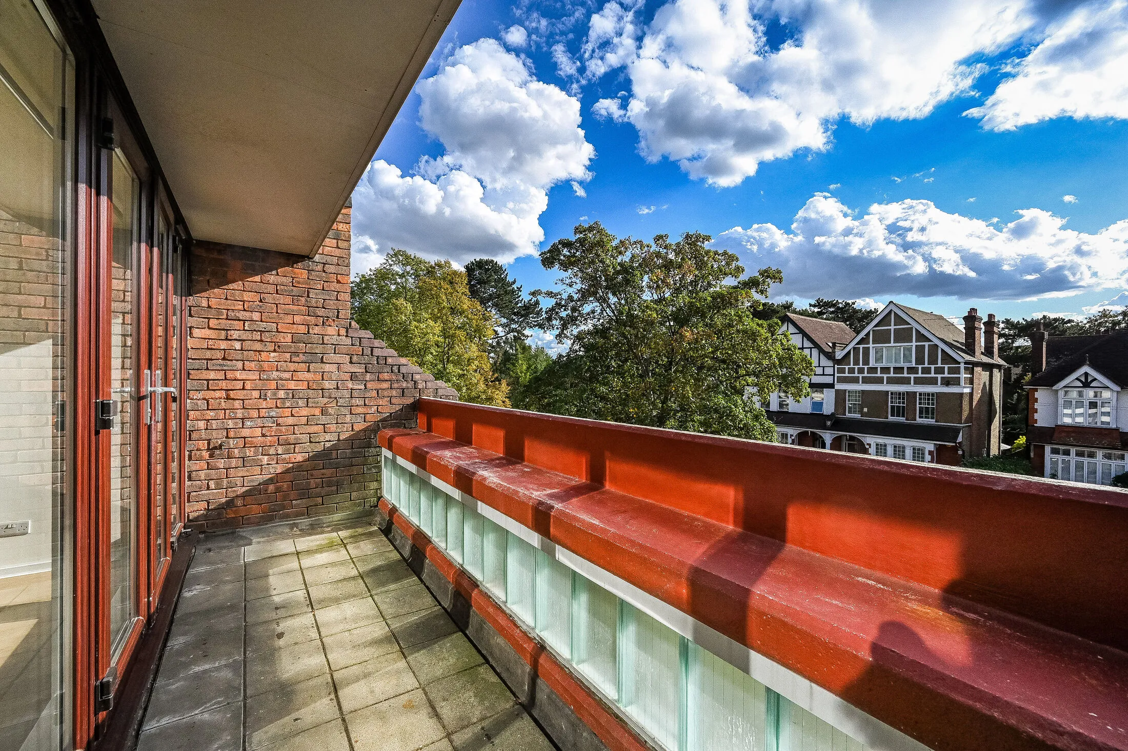 Flat London Lane in Greater London