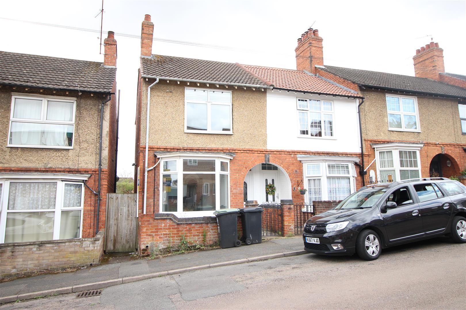 House Carnegie Street in Rushden