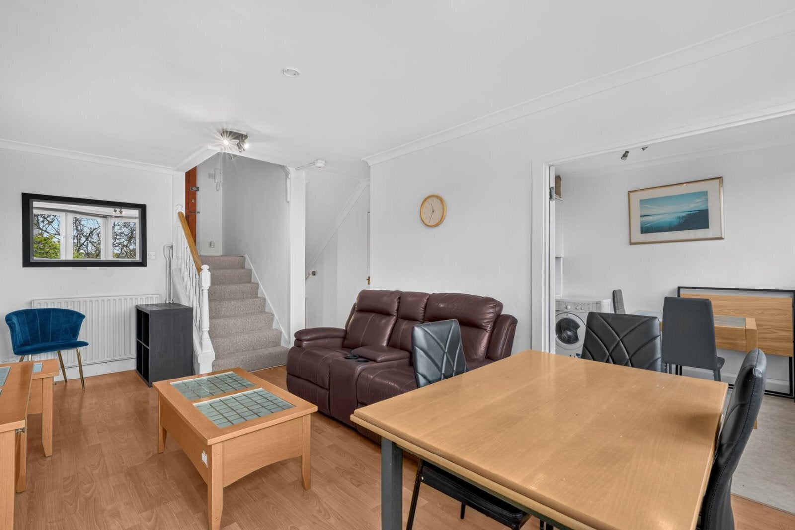Flat Semley Place in City of Westminster