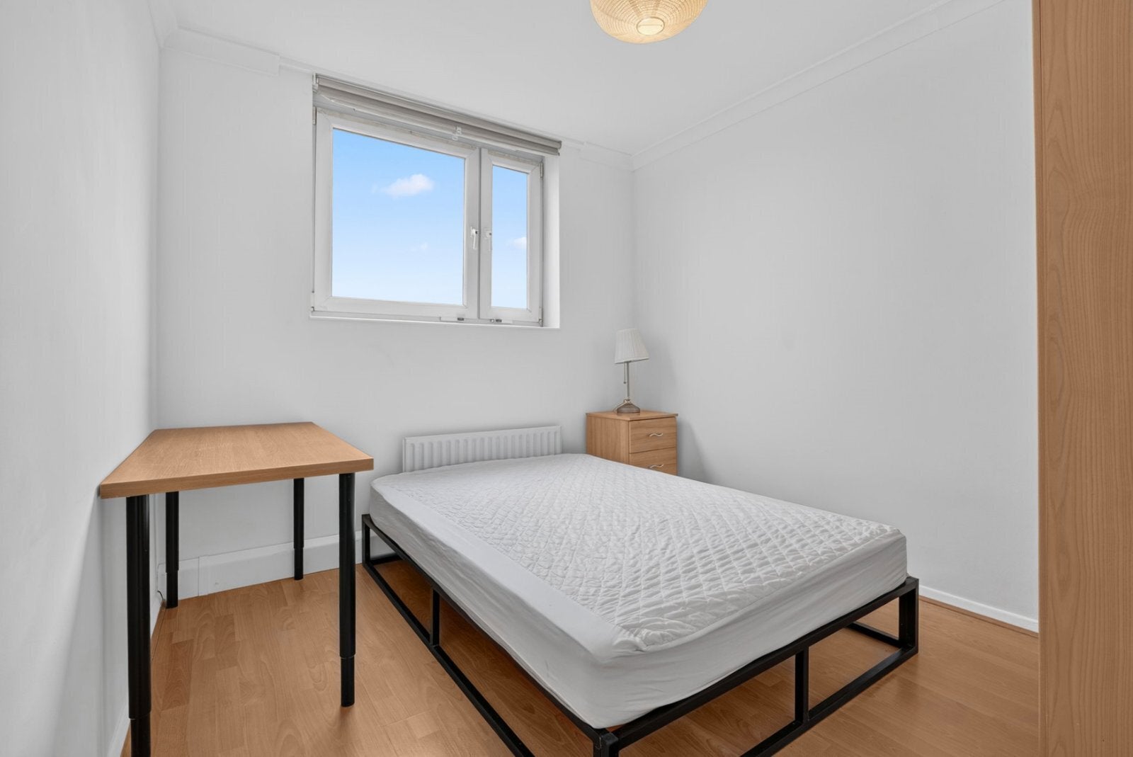 Flat Semley Place in City of Westminster