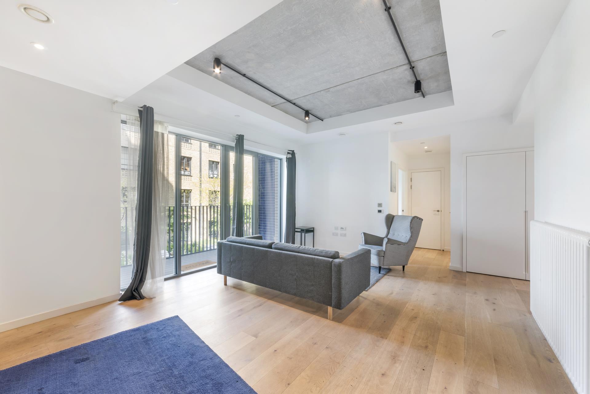 Flat Orchard Place in Greater London