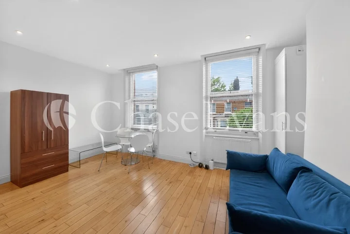 Flat Bravington Road in City of Westminster