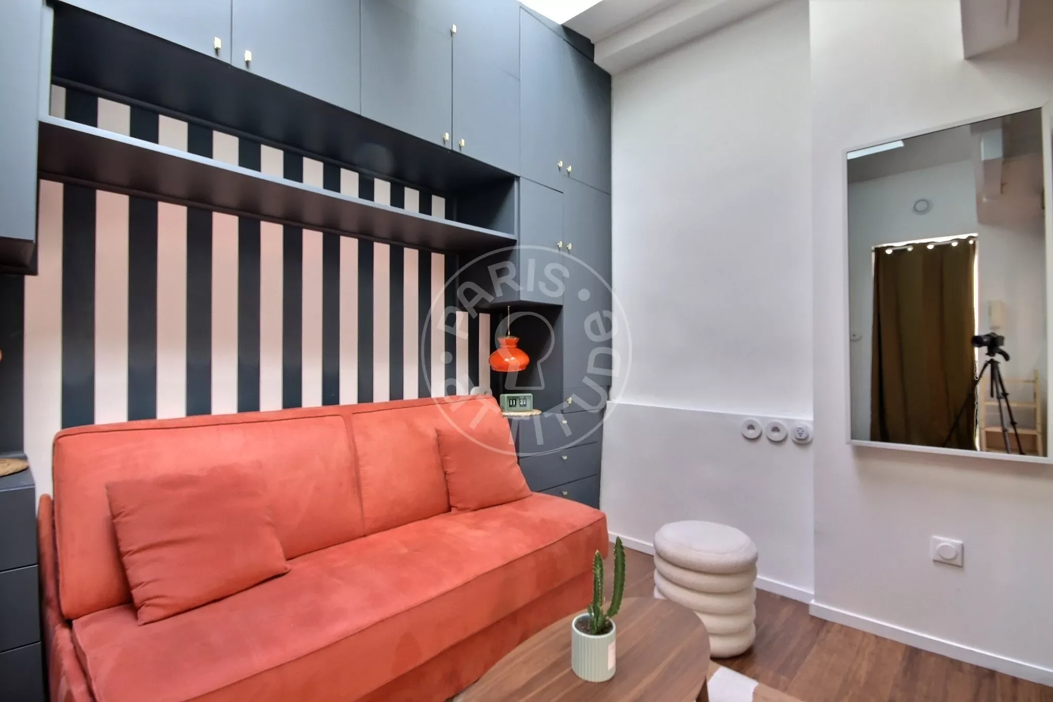 Appartement Rue Saint-Jean à Paris