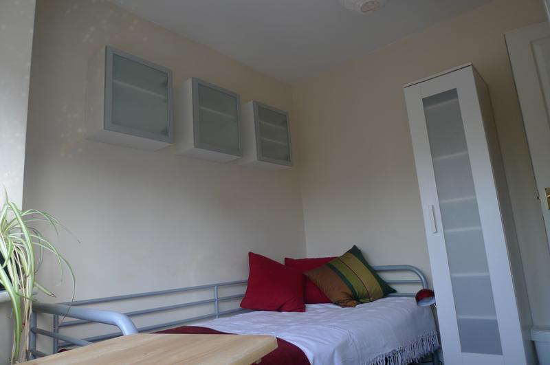 Room Elmfield Road in Greater London