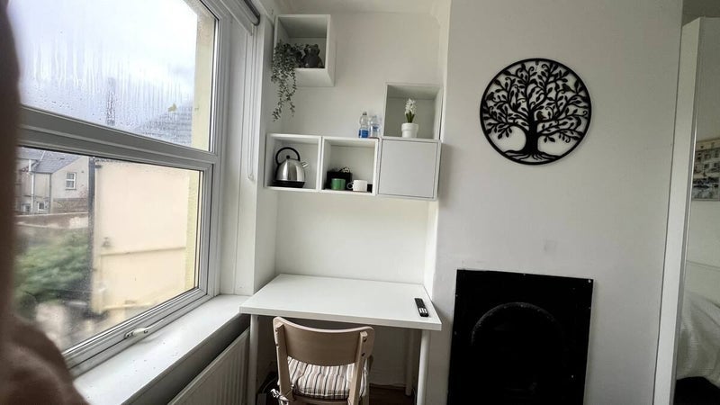 Room Daviot Street in Cardiff