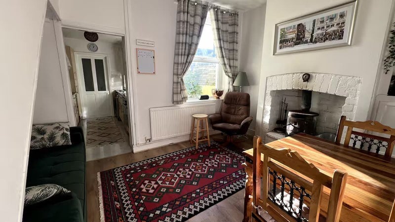 Room Daviot Street in Cardiff
