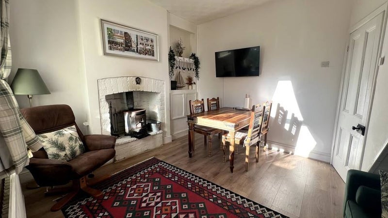 Room Daviot Street in Cardiff
