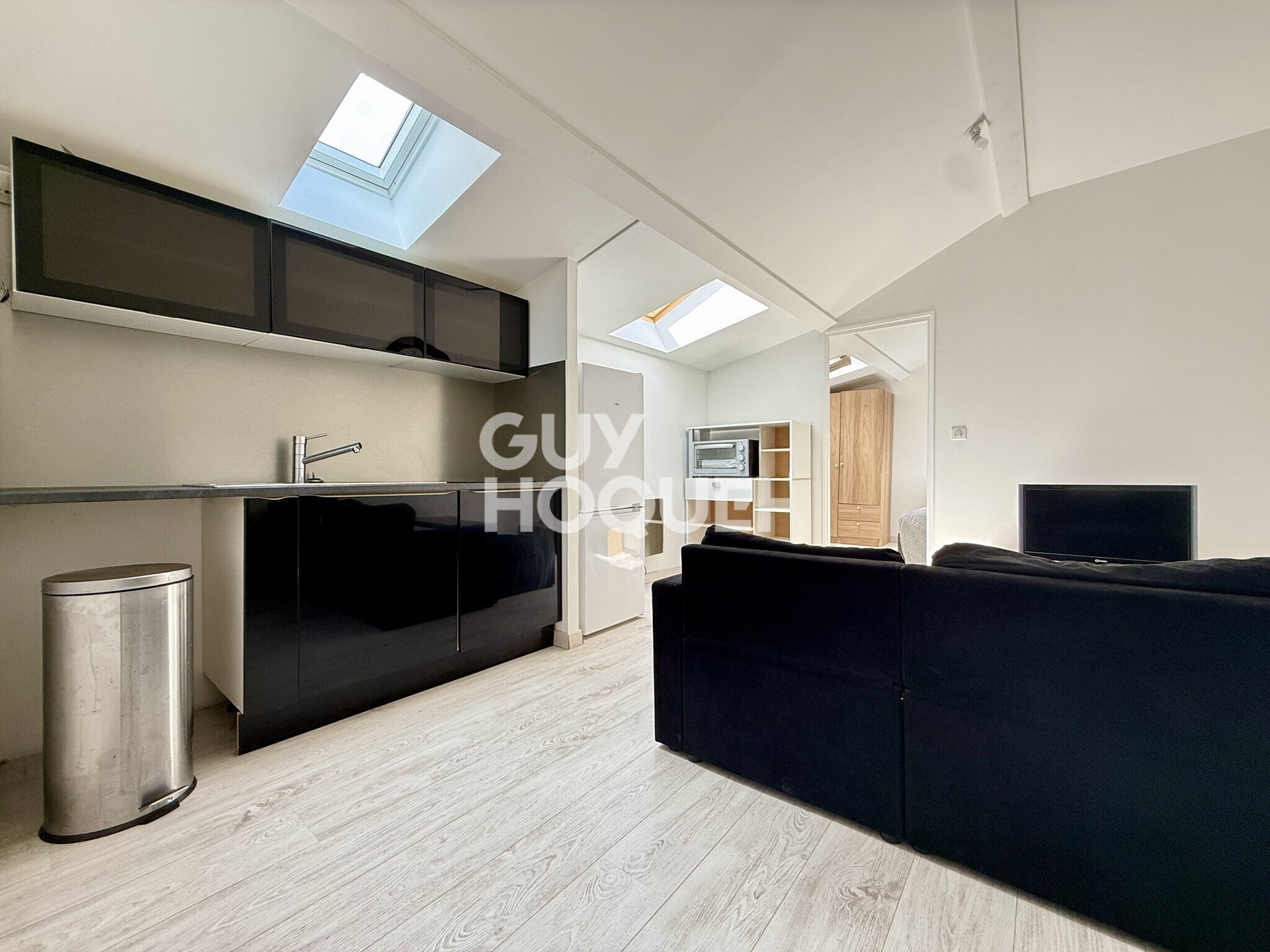 Flat Rue Baron in Reims