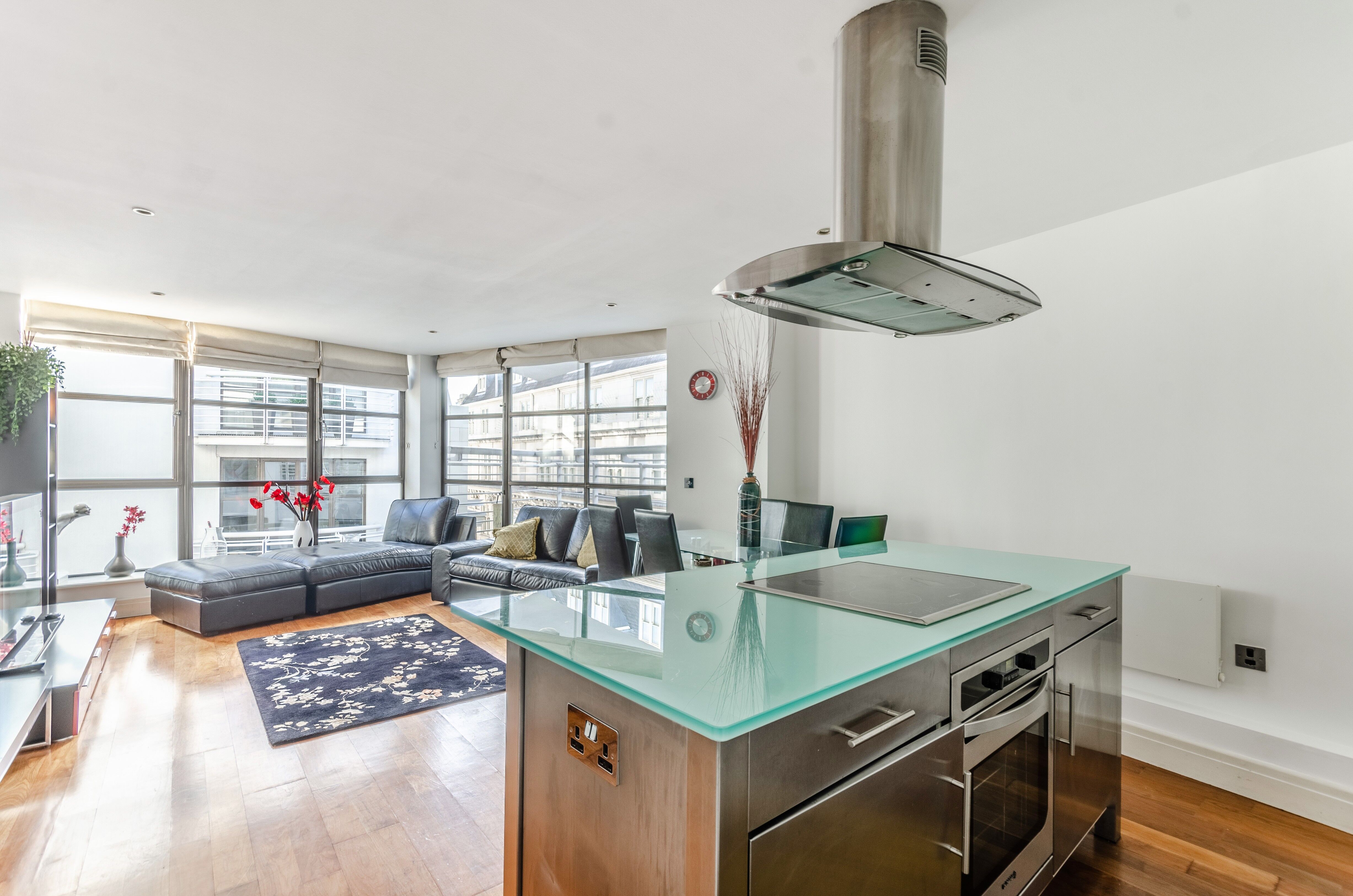 Flat Tavistock Street in City of Westminster