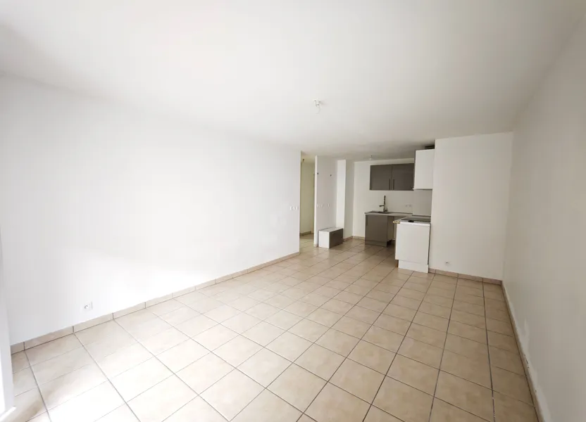 Flat Rue de la Liberté in Mantes-la-Jolie