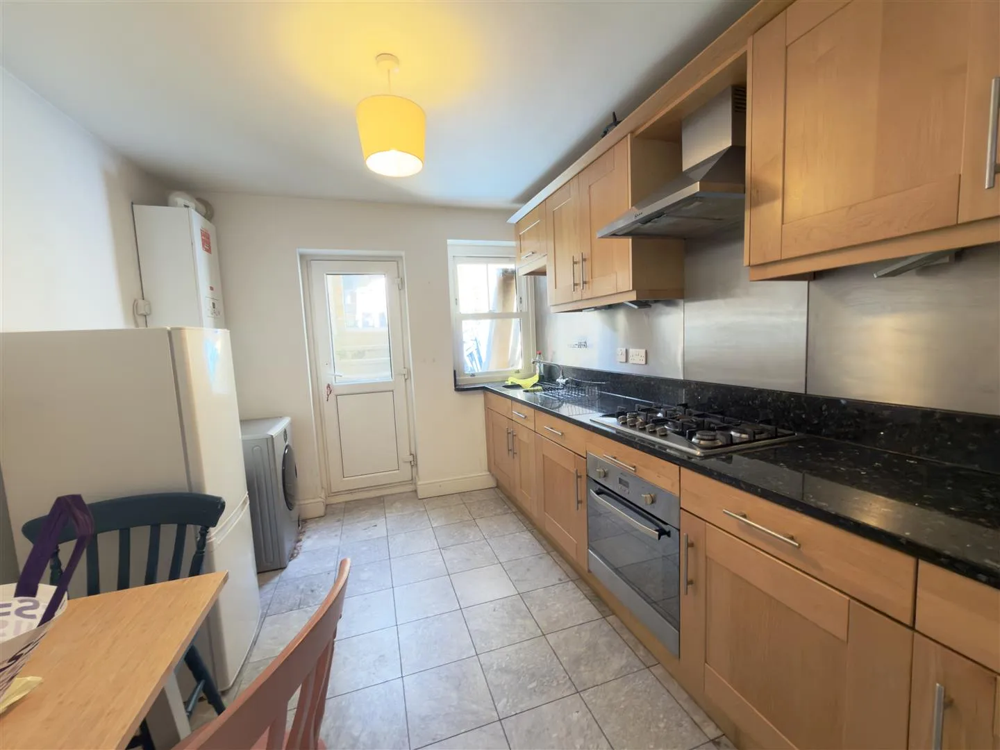 Flat Kyverdale Road in Greater London
