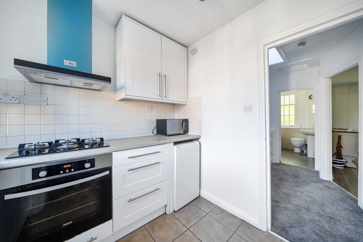 Flat Devonshire Drive in Greater London