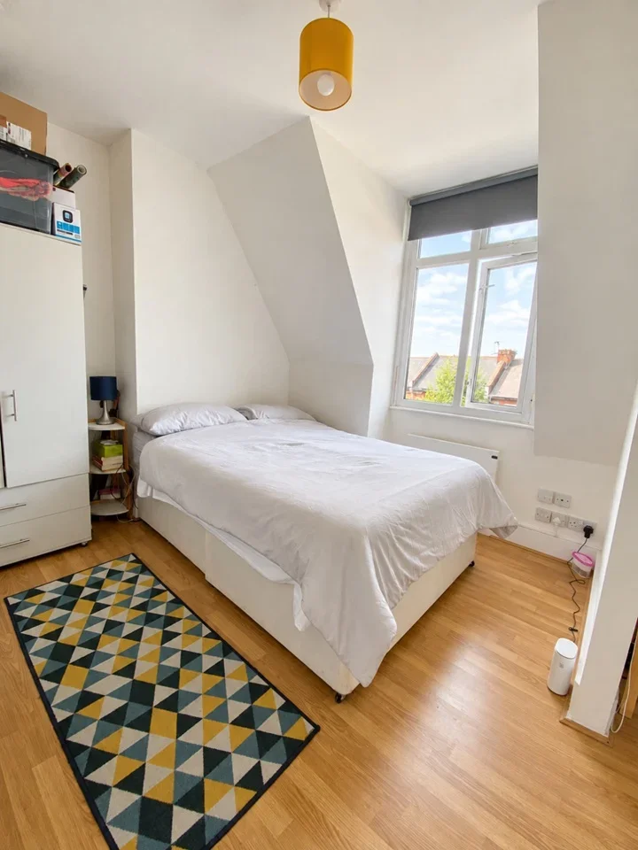 Flat Gratton Terrace in Greater London