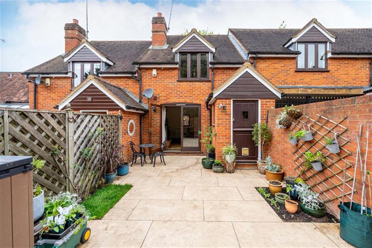 House High Street in Sonning