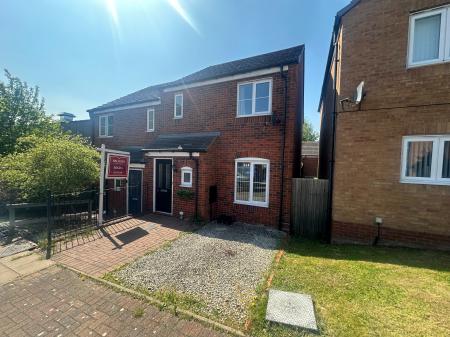 House Jonah Drive in Sandwell