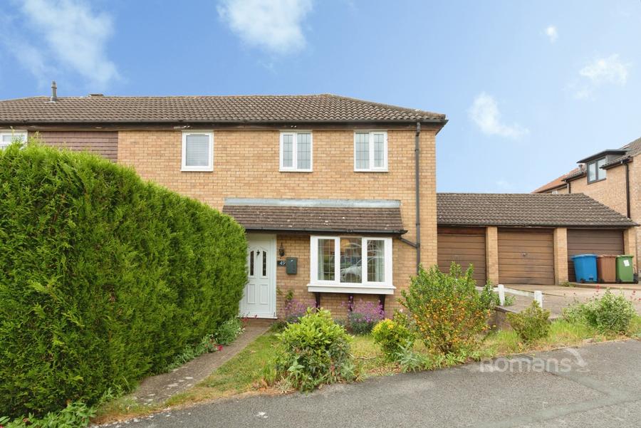 House Wargrove Drive in Sandhurst