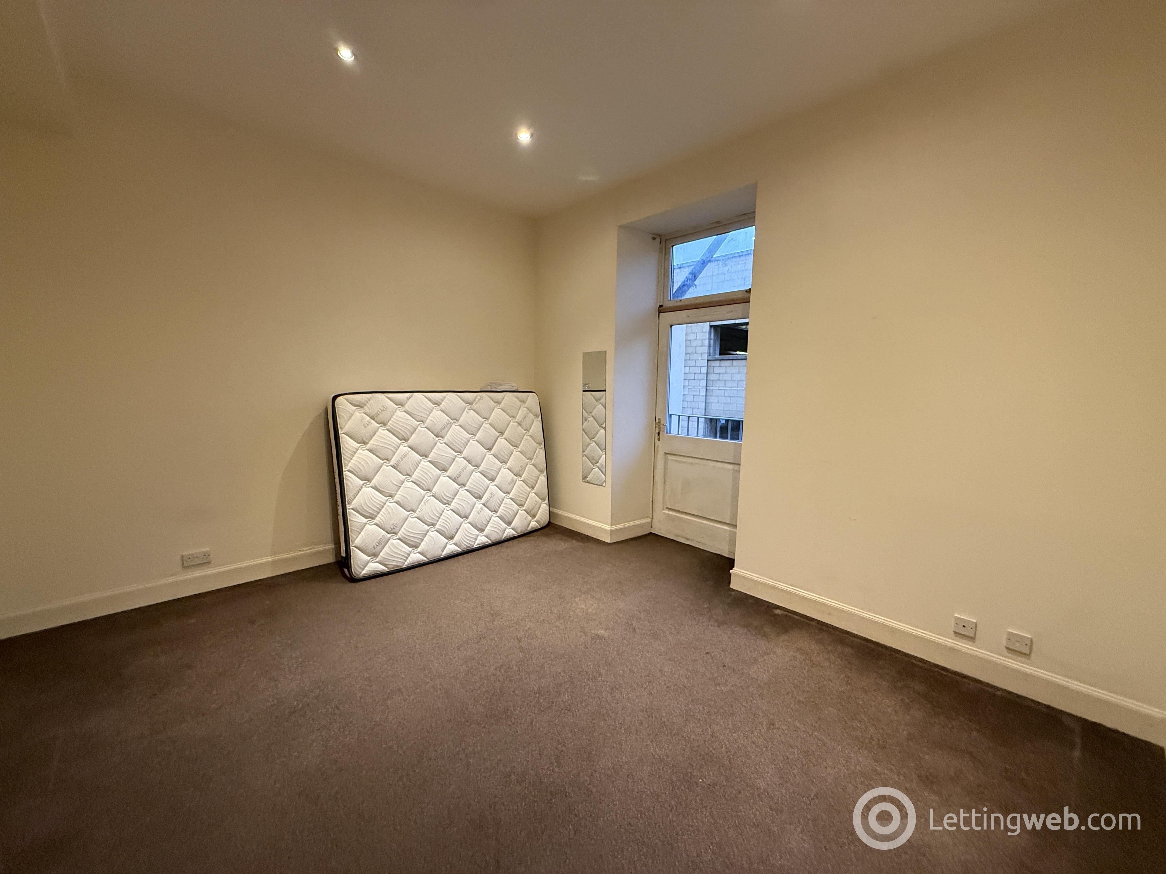 Room Commercial Street in Dundee