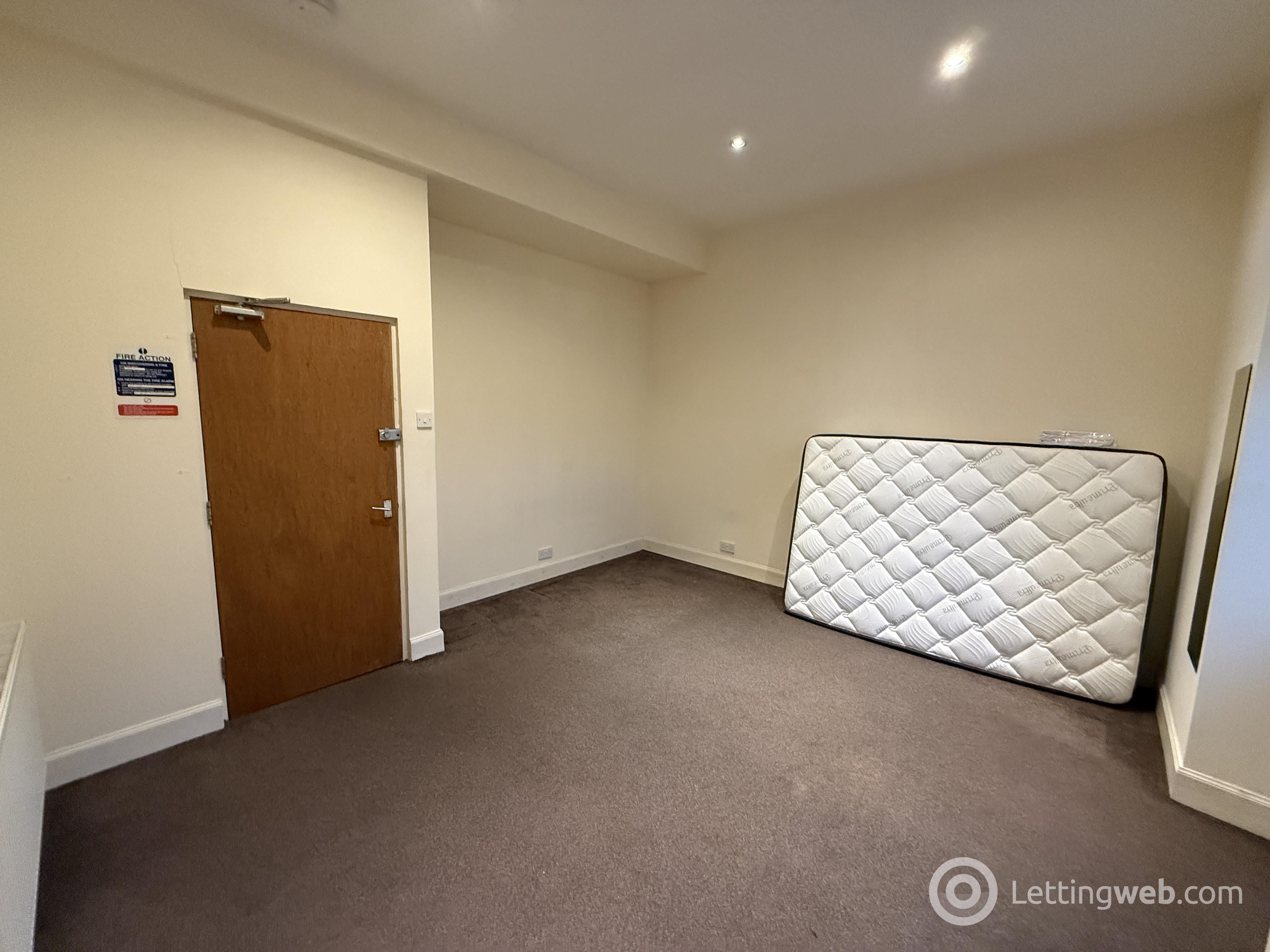 Room Commercial Street in Dundee