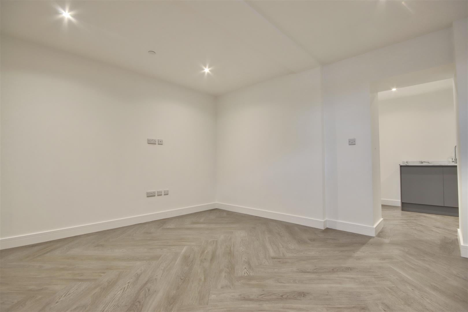 Flat Feltham Row in Portsmouth