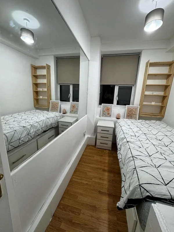 Room Park West Place in City of Westminster