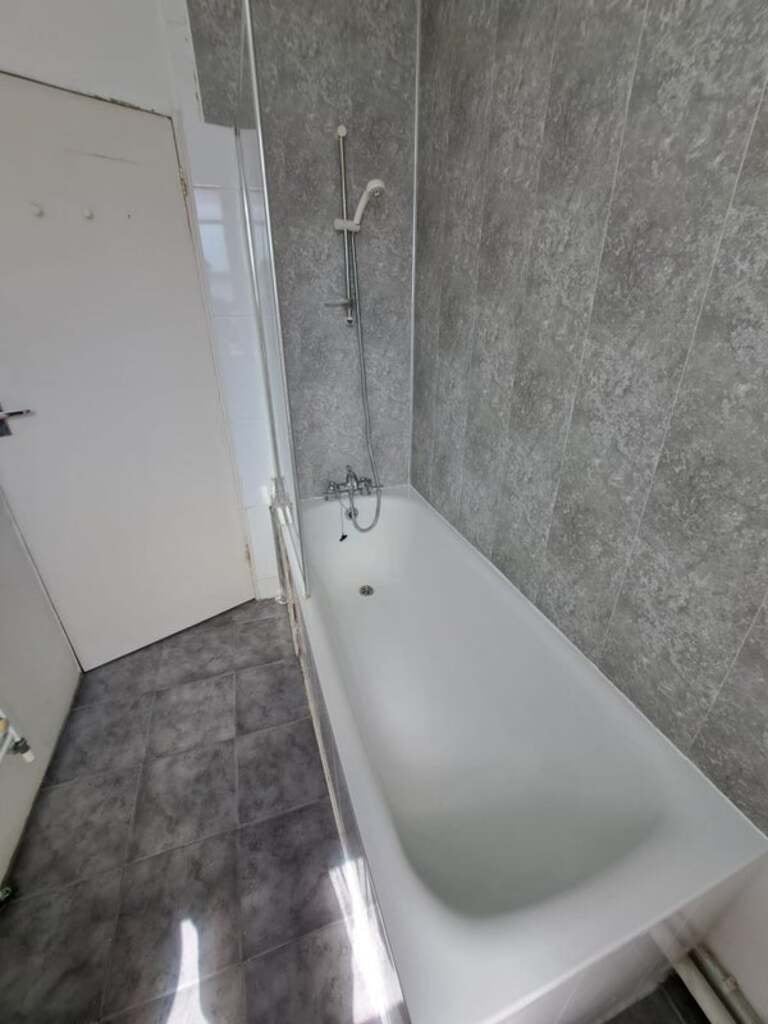 Room Honor Oak Park in Greater London