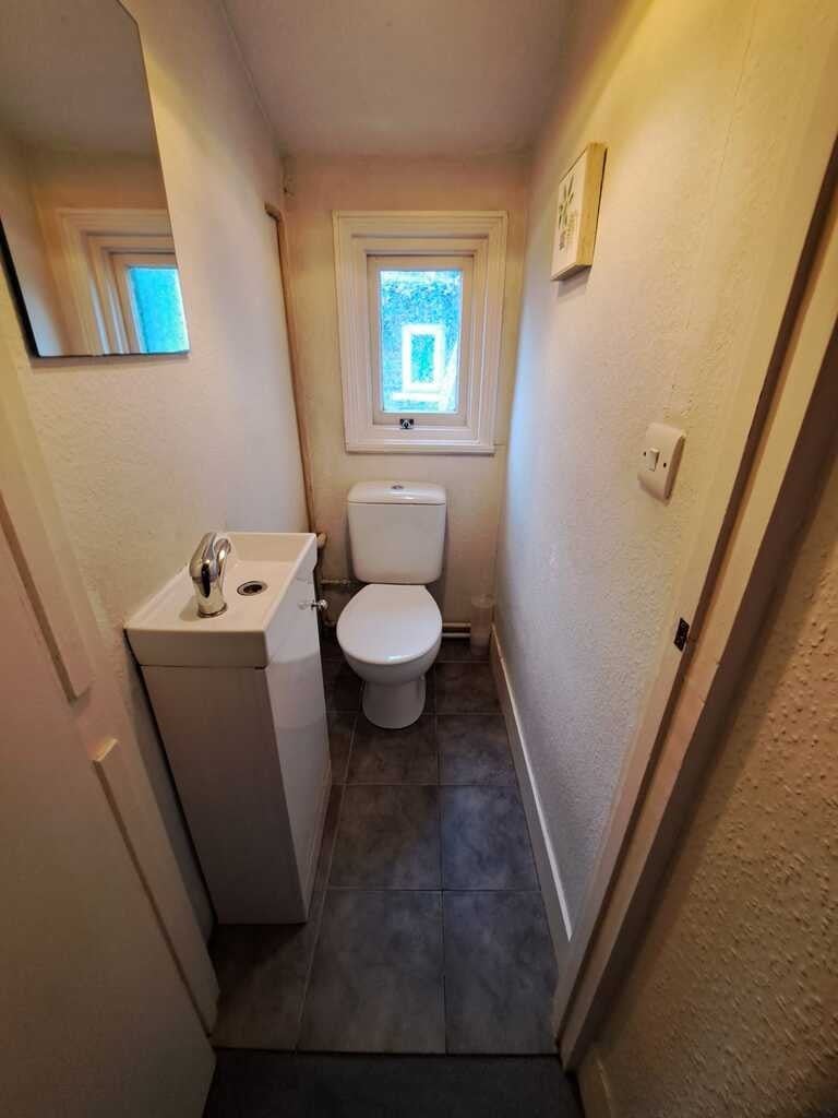 Room Honor Oak Park in Greater London