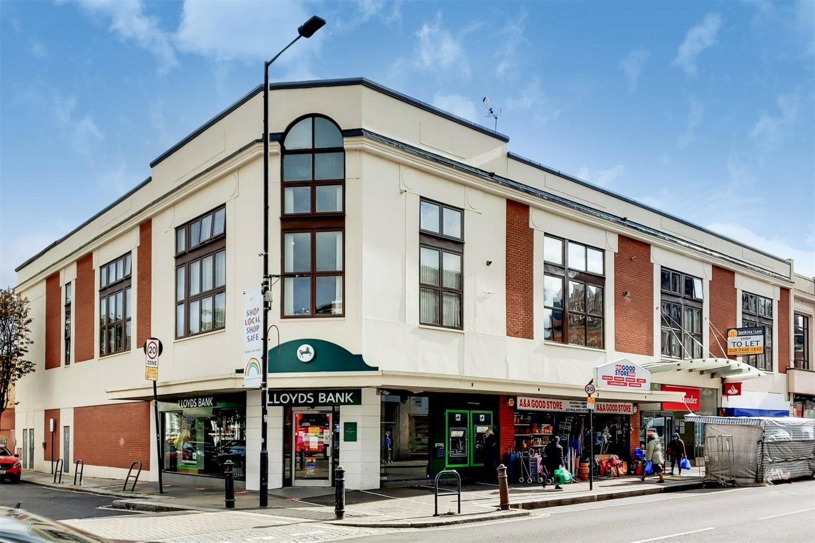 Flat North End Road in Greater London