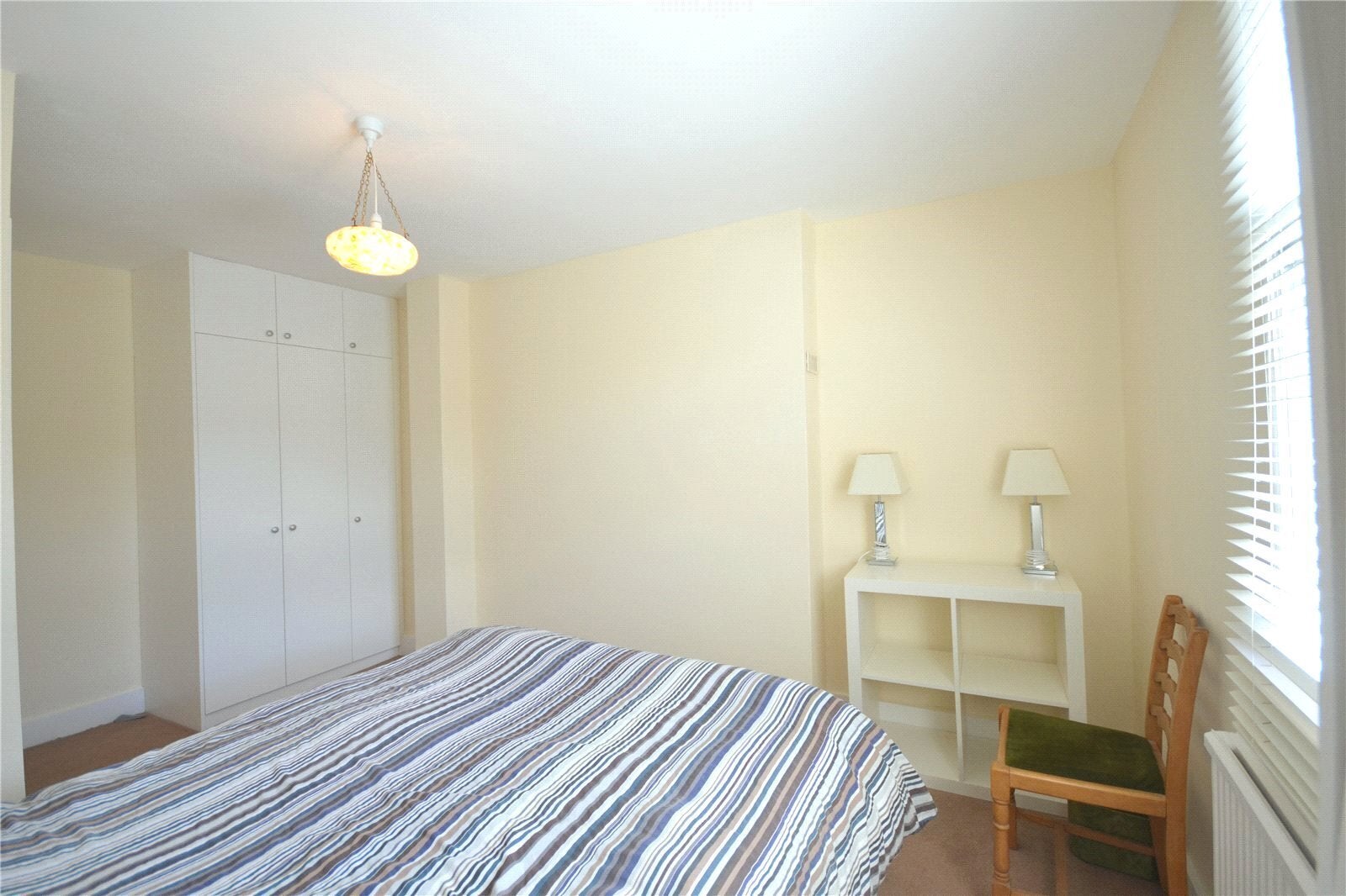 Flat Belgrave Road in City of Westminster