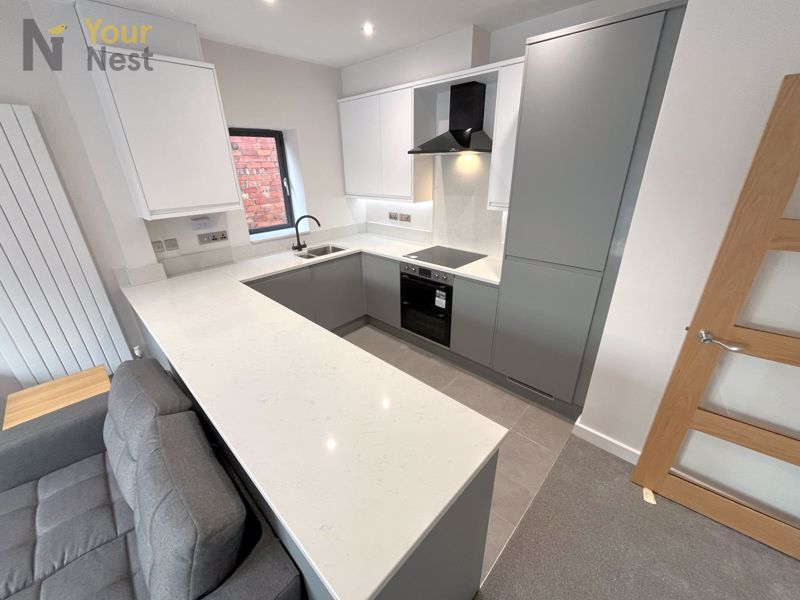 Flat Derwentwater Terrace in Leeds