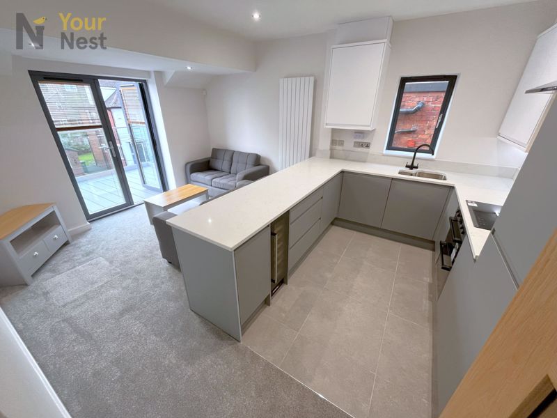 Flat Derwentwater Terrace in Leeds