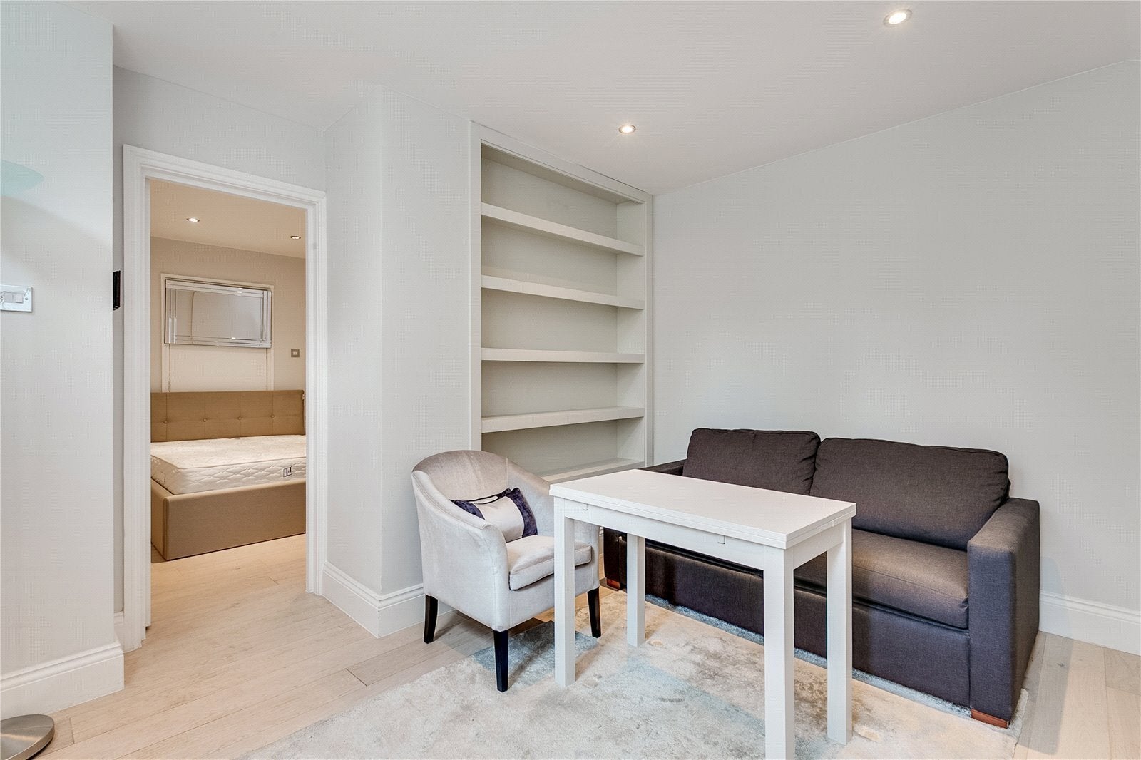 Flat Queen's Gate in Greater London