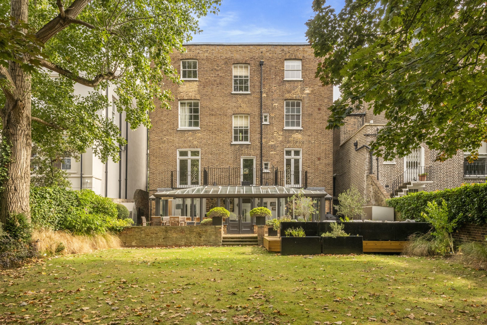 House Hamilton Terrace in City of Westminster