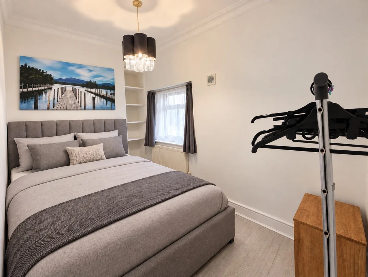 Room Denzil Road in Greater London