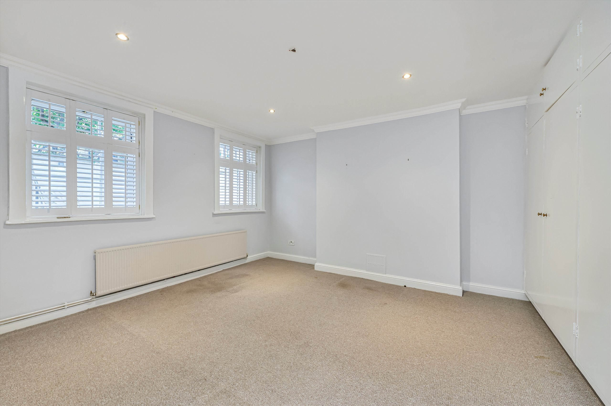 Flat Kennington Park Road in Greater London