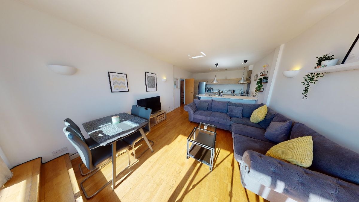 Flat Lowgate in Hull
