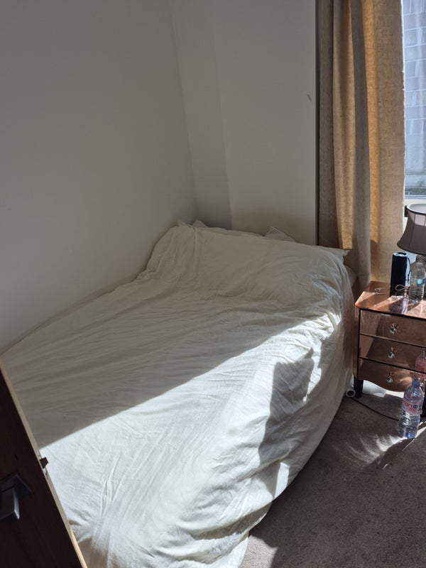 Flat Thurlow Street in Greater London