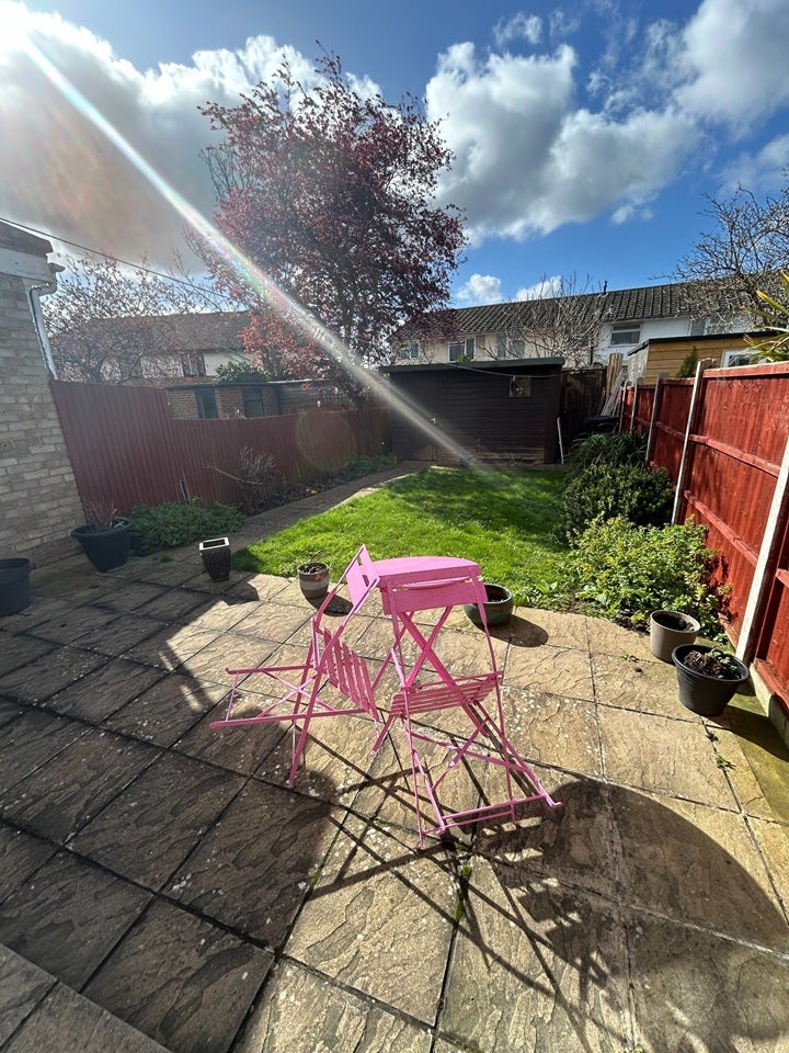 House Dinsdale Gardens in Greater London