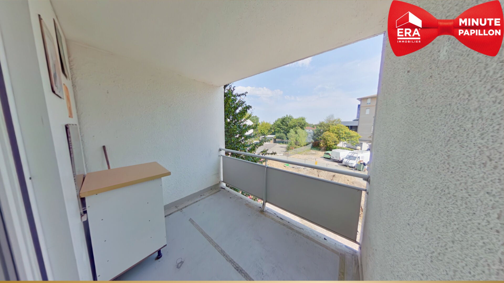 Flat Avenue Roul in Talence