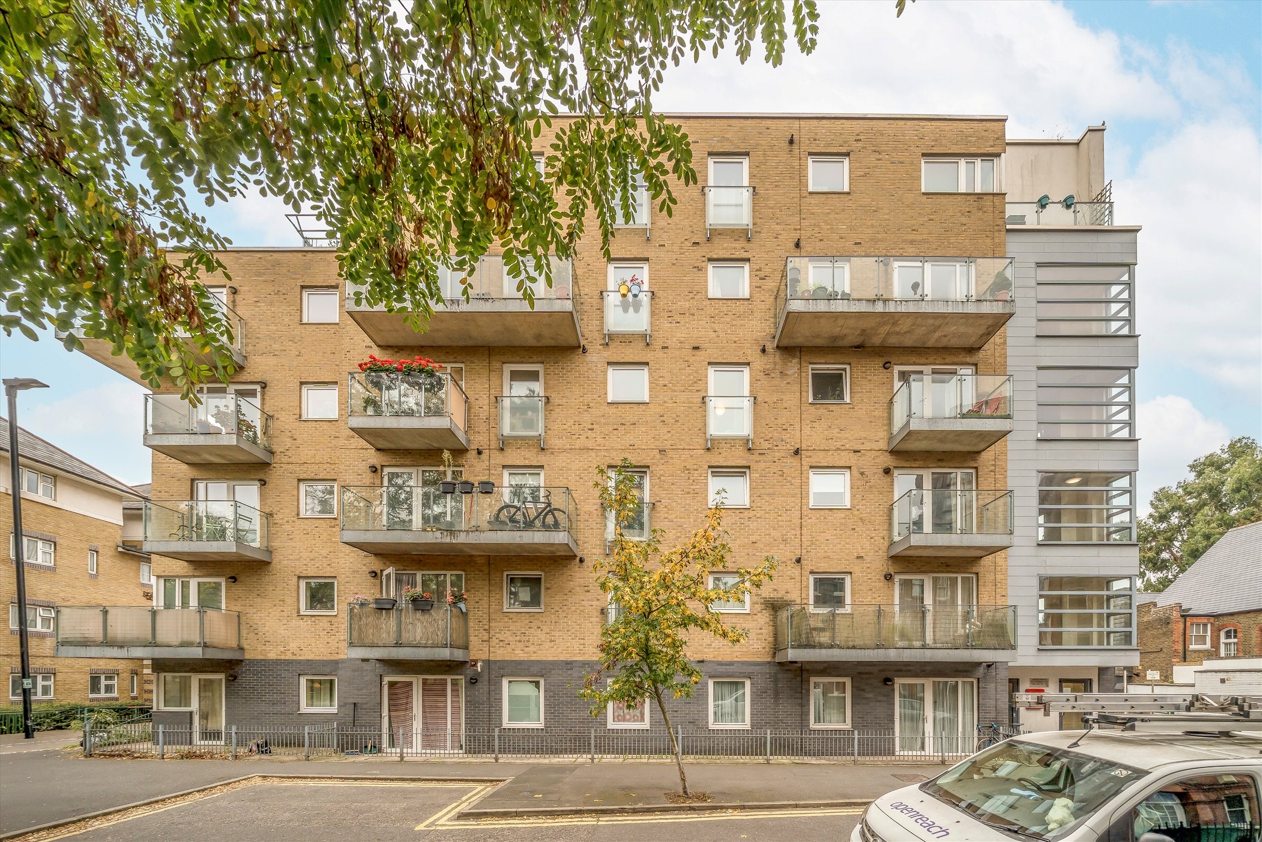 Flat Cottington Street in Greater London