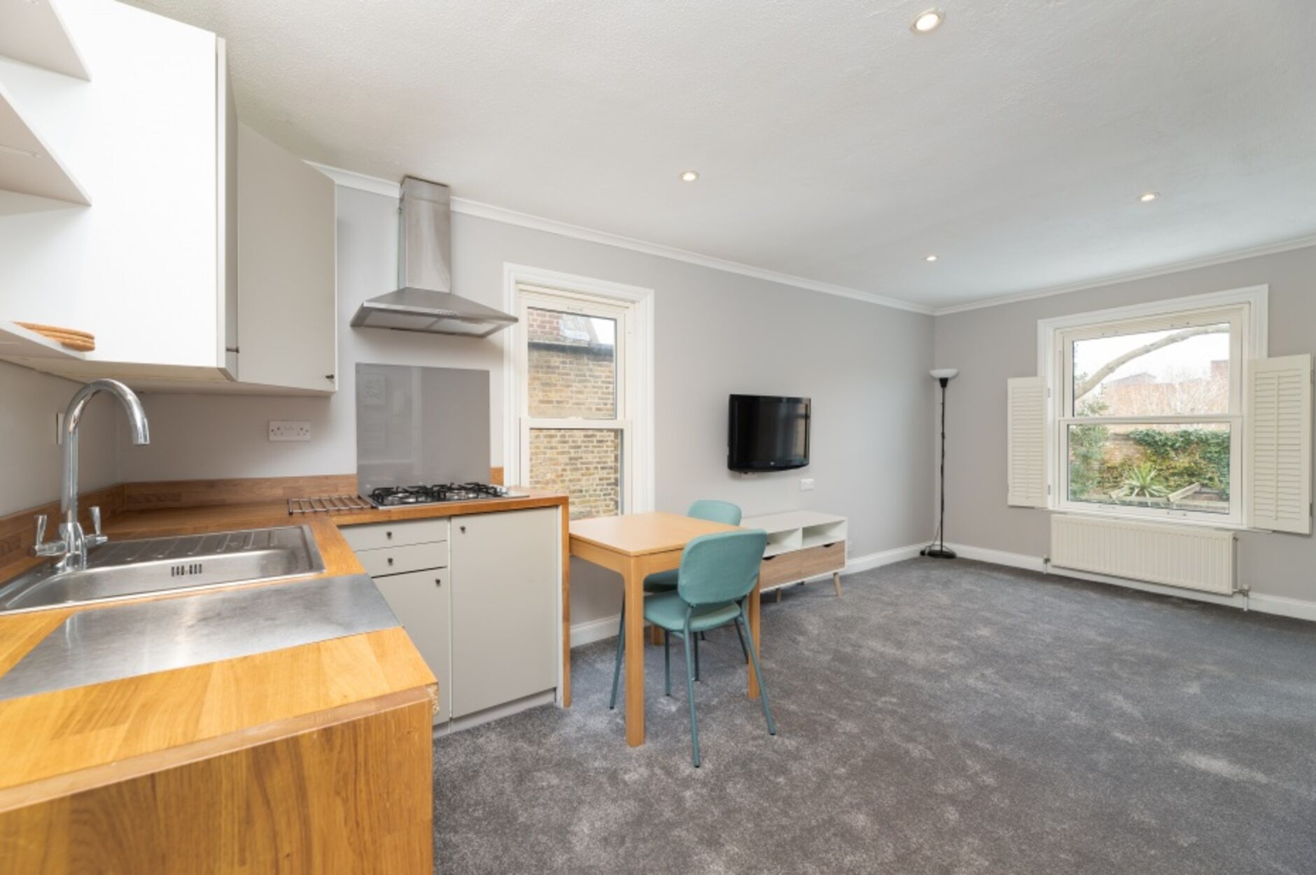 Flat Stamford Brook Road in Greater London