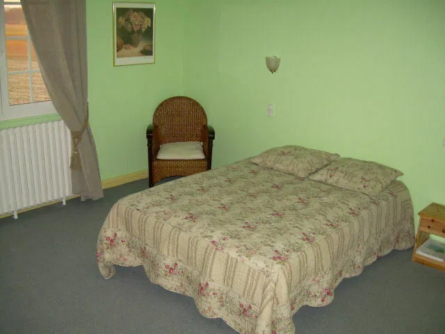 Room D 50 in Bénesville